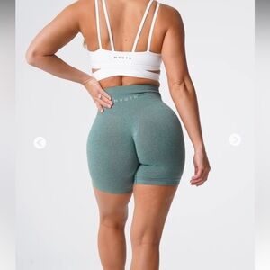 NVGTN Seamless Biker Shorts High Rise 6” Green Size XS